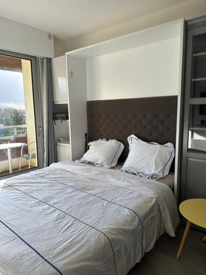 Апартаменти Studio Tout Confort Bagnoles de l'Orne Normandie Екстер'єр фото